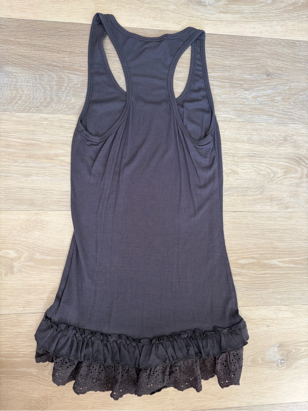 Y2K Twentyone Charcoal Ribbed Lace Ruffle Racerback Tank Size S - Picture 3 of 6